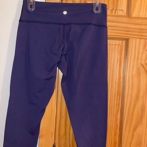 Lululemon cropped leggings